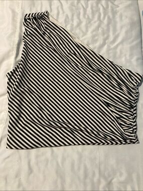 H&M White Top with Black Trim